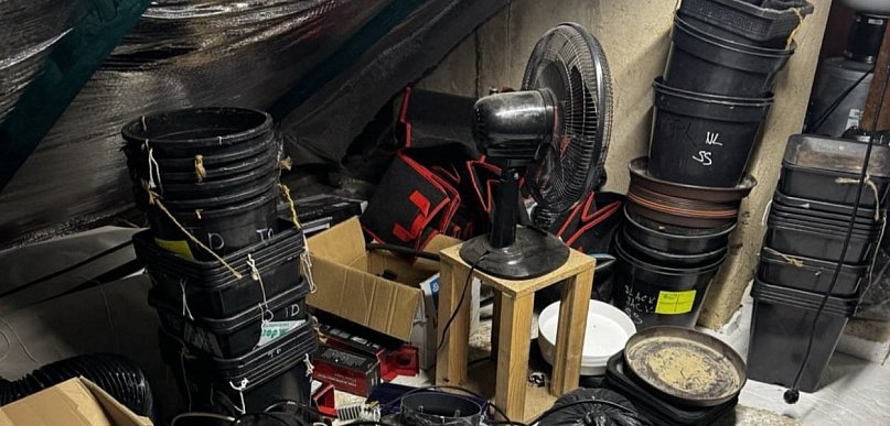 Wytwarzał narkotyki. Mieszkaniec Krosna zatrzymany