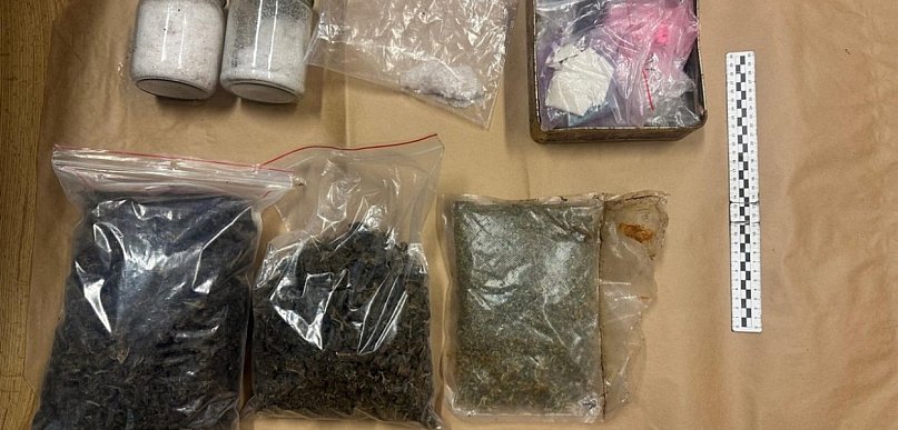 3,5 kilograma narkotyków u 27-latka