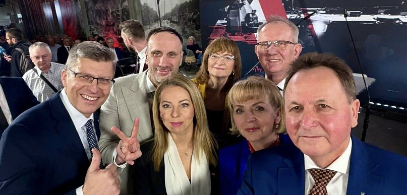 Konwencja programowa PiS w Stalowej Woli. „Czas na Bezpieczną Polskę”