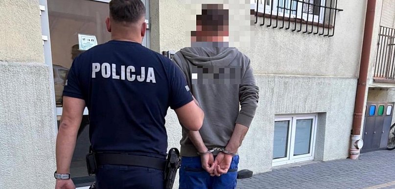 Pijany i agresywny kierowca. Zaatakował policjantów