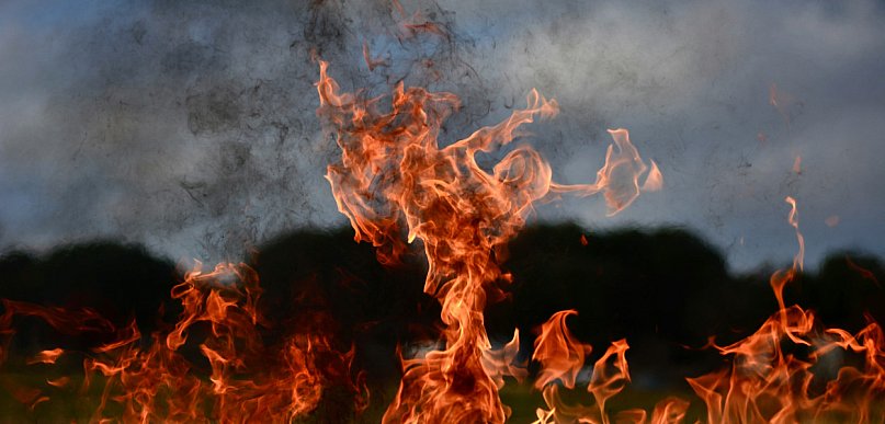 W weekend doszło do 215 pożarów traw