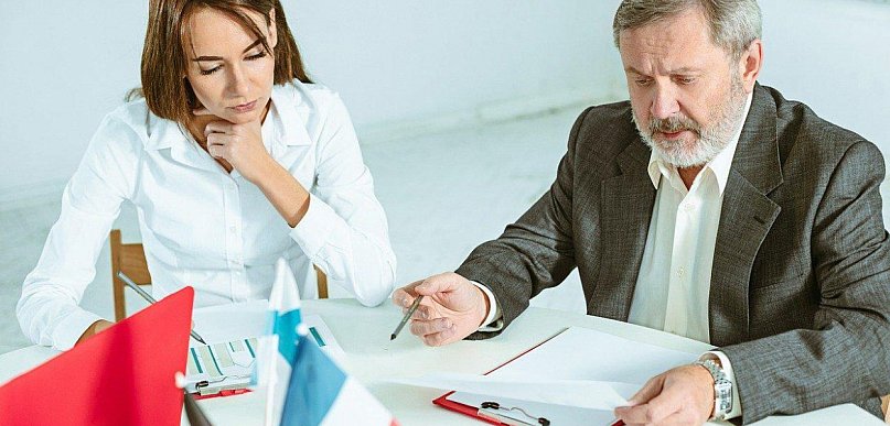 Na czym polega kwestionowanie zapisów umowy kredytowej