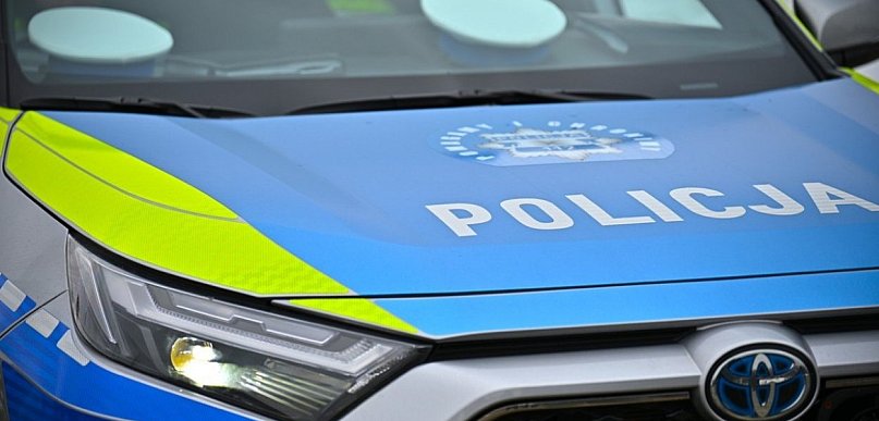 Nie zatrzymał się do kontroli. Był pijany