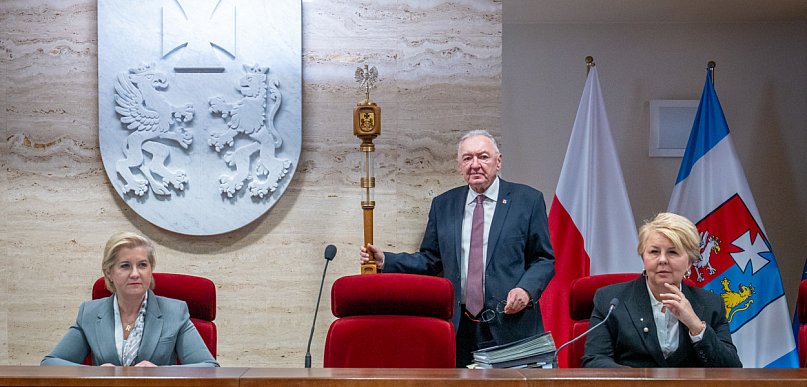 Bezpieczeństwo, „Ambasador Podkarpacia” i nowe standardy debaty