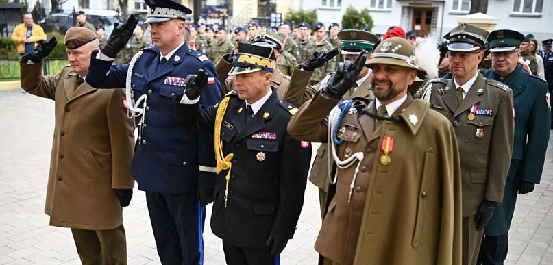 W hołdzie ofiarom Zbrodni Katyńskiej. Uroczystości w Rzeszowie i w Komendzie