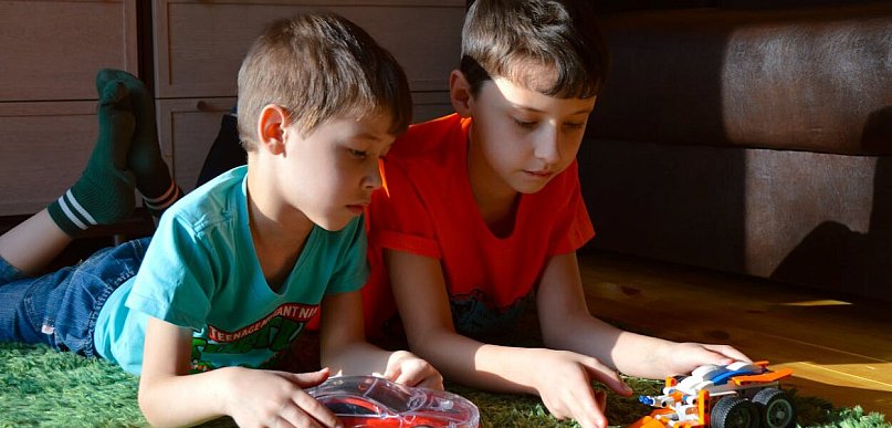 Autka elektryczne jako pomoc w nauce przepisów ruchu drogowego