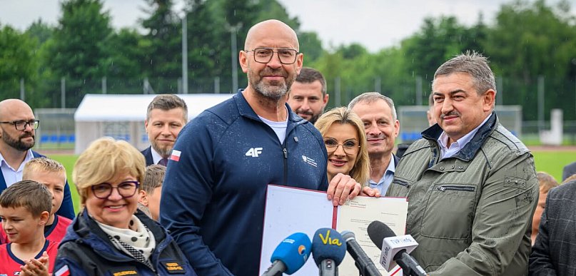 16,4 mln zł dla Podkarpacia. Rusza Program budowy pełnowymiarowych boisk „Orły”