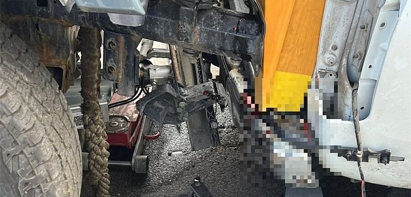 Samochód przygniótł 44-latka podczas wjazdu na lawetę