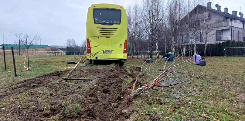 Wypadek autokaru na Rondzie Kuronia w Rzeszowie - 30714