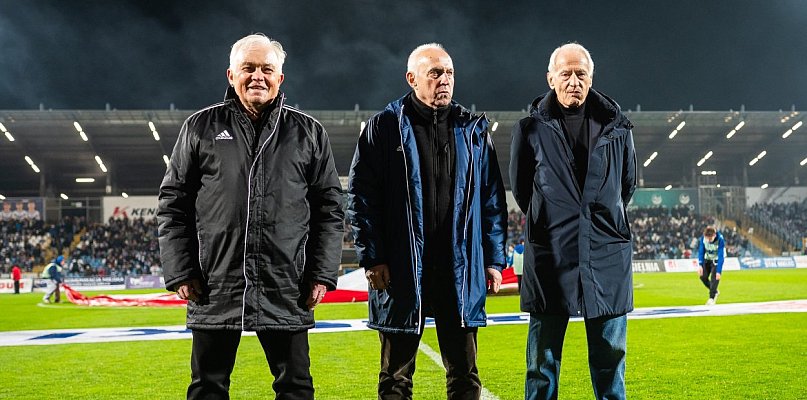 Wzruszający jubileusz 50-lecia mistrzostwa podczas derbów