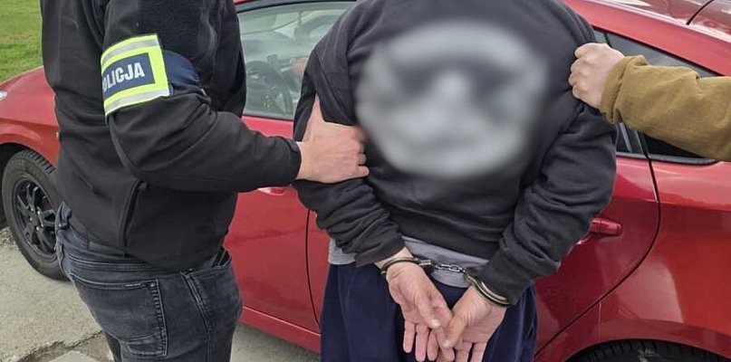 „Odbierak” zatrzymany przez policję. 58-latek trafił do aresztu po oszustwie