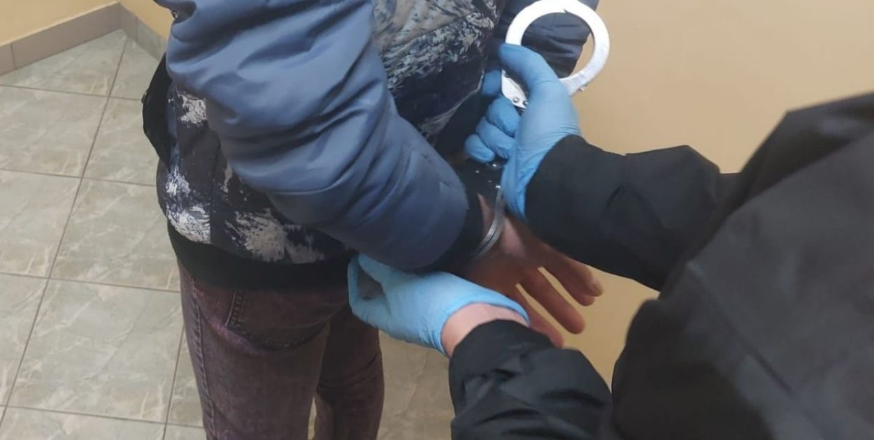 45-latek miał narkotyki. Trafił do aresztu