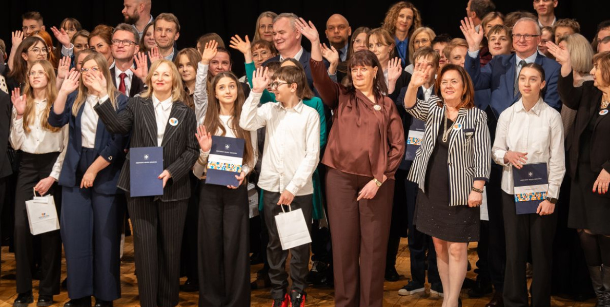 Blisko 4 mln zł na wsparcie najzdolniejszych. Rzeszów nagrodził 1886 uczniów