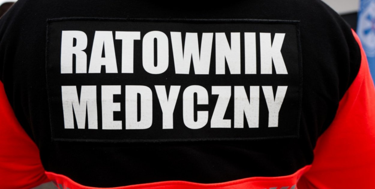 Uderzył ratownika medycznego. Trafił do aresztu