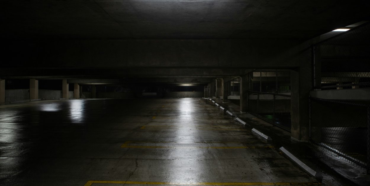 Awantura o miejsce parkingowe. Usłyszeli zarzuty