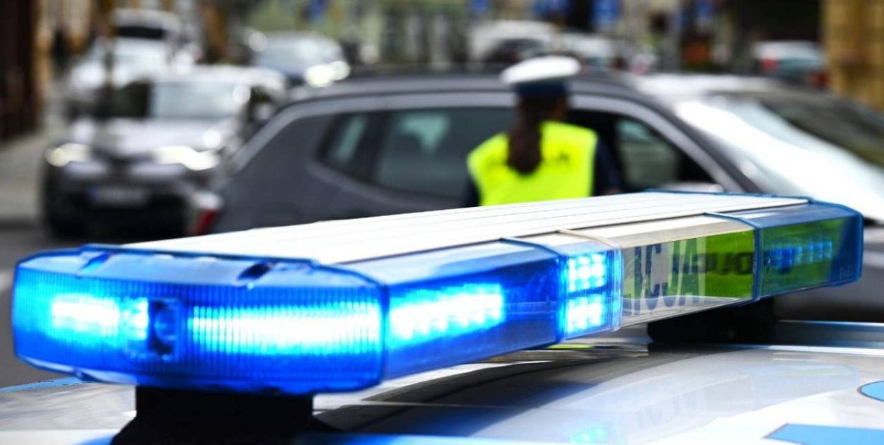 Policjanci pomogli kierowcy, który zasłabł za kierownicą