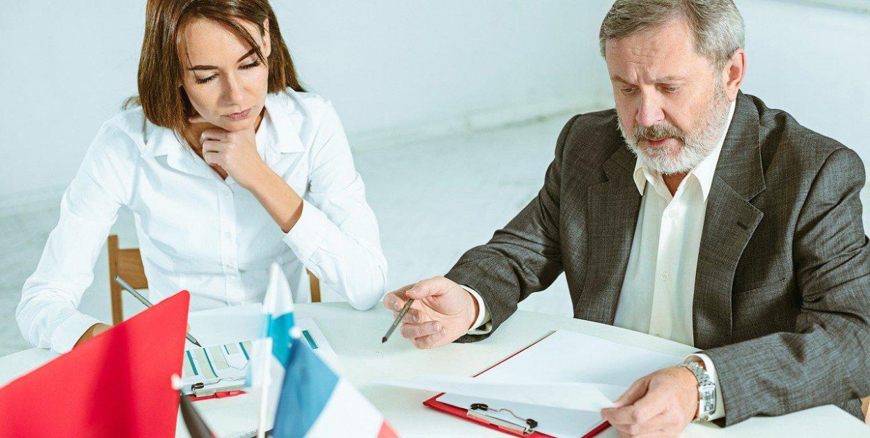 Na czym polega kwestionowanie zapisów umowy kredytowej