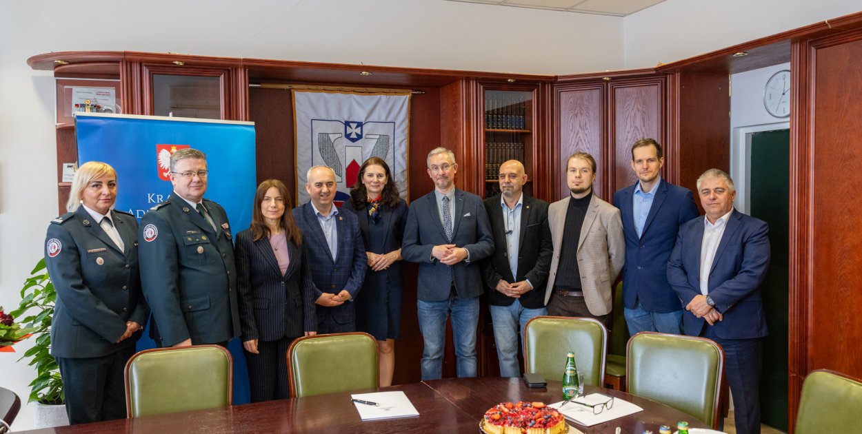 Porozumienie o współpracy WSIiZ z Izbą Administracji Skarbowej w Rzeszowie