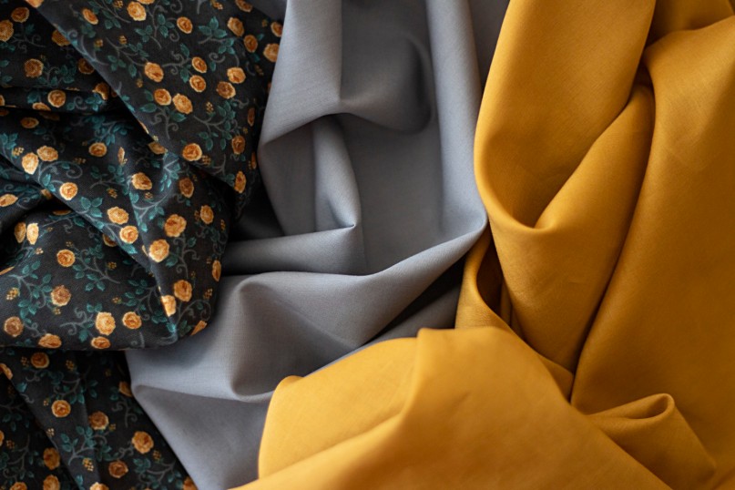 Tkaniny tapicerskie - uniwersalne i eleganckie materiały o szerokim zastosowaniu. 